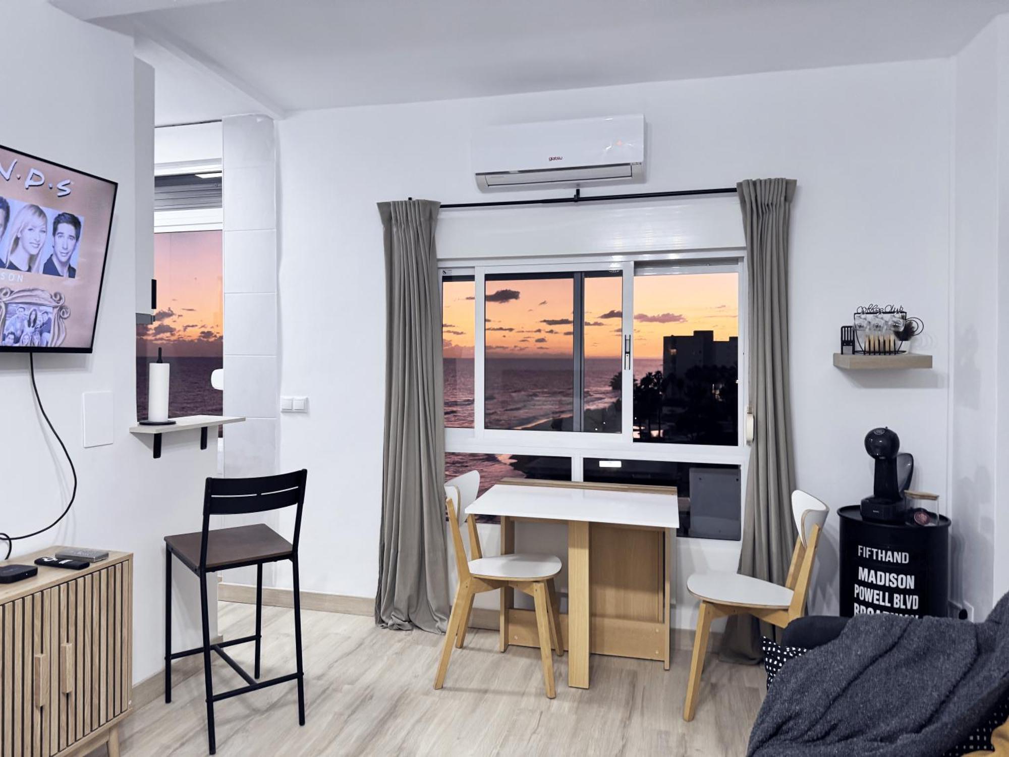 Beachfront Studio ,The View Calahonda, Panoramic Sea Views Sitio de Calahonda Exterior photo