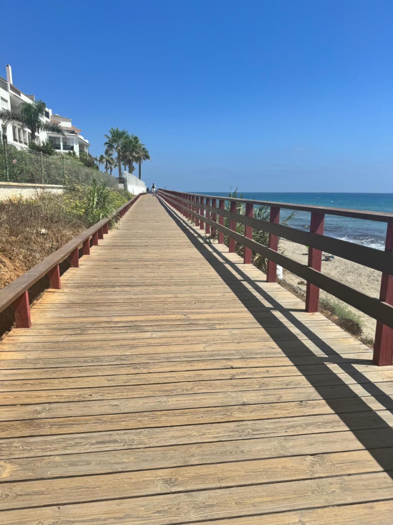 Beachfront Studio ,The View Calahonda, Panoramic Sea Views Sitio de Calahonda Exterior photo